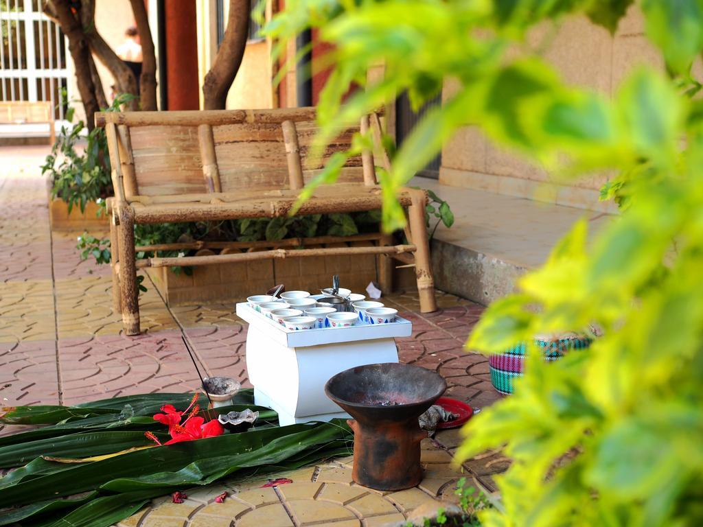 Manuhie Backpackers Lodge Бахр-Дар Номер фото